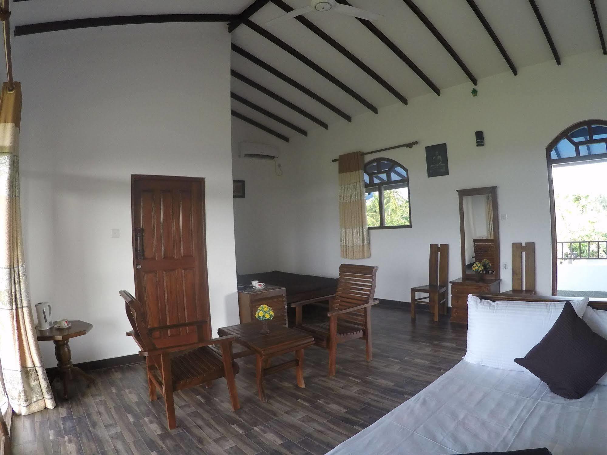 וואדואה Dhammika Magic Palace מראה חיצוני תמונה